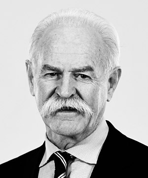 Lanny McDonald headshot